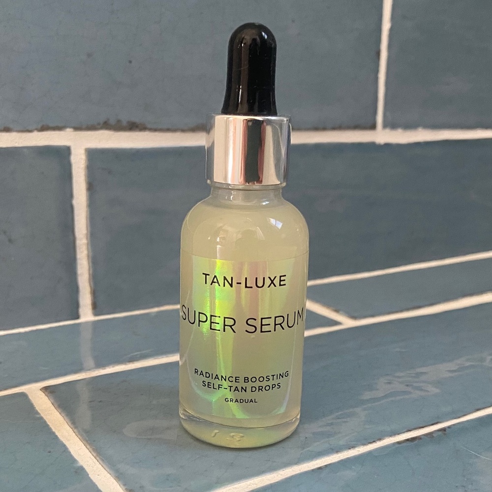 Tan-Luxe Super Serum for Face + Décolletage